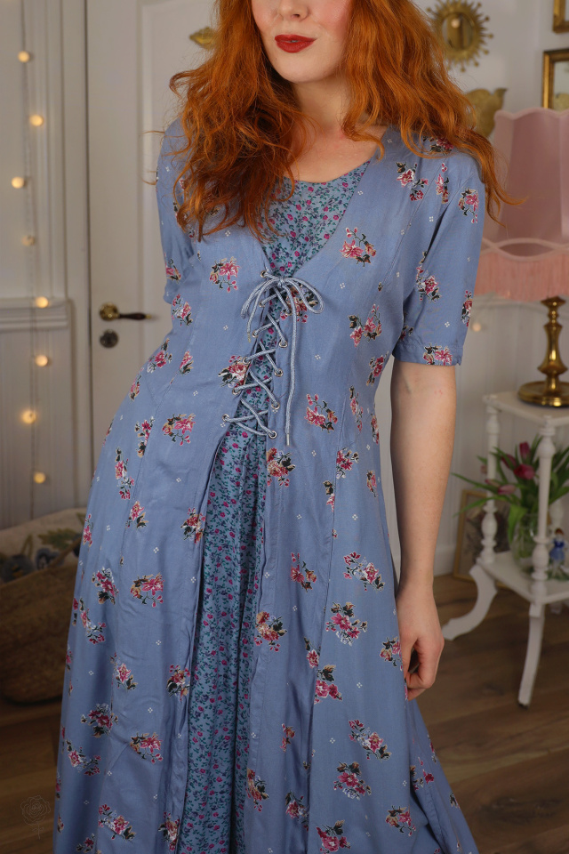 Romantic Blue Floral Vintage Dress | S