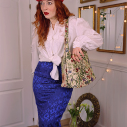 Shiny Blue Vintage Pencil Skirt | S
