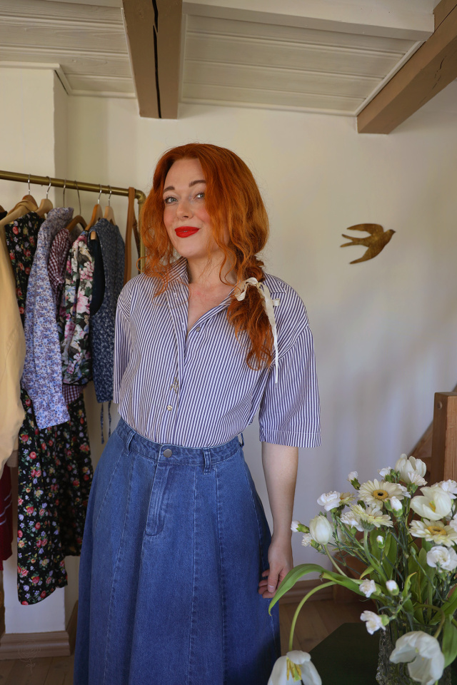 Blue &amp; White Striped Vintage Top | L