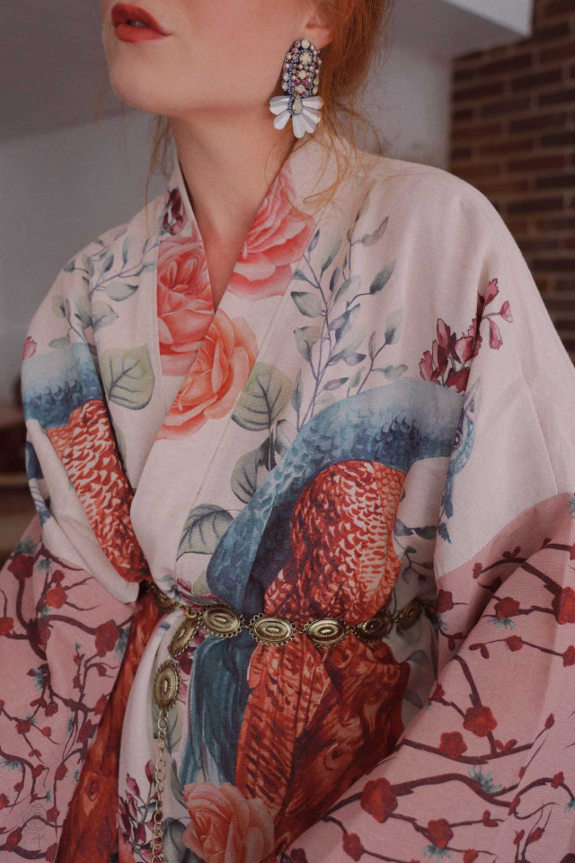 Ary White Paillettes Earrings