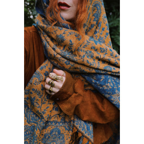 Breezy Scarf & Blanket 