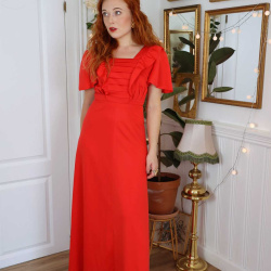 Stunning Red 70's Maxi Dress | XS