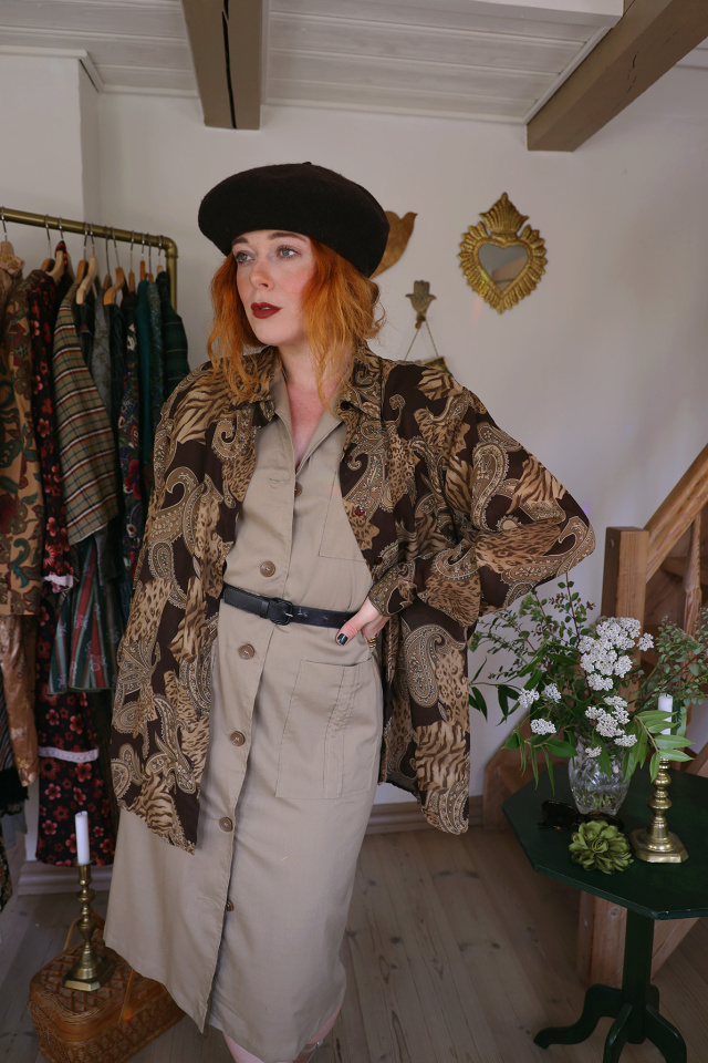 Brown Paisley Sheer Vintage Blouse | L/XL