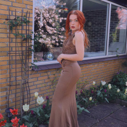 Brown Pearl Mermaid Dress