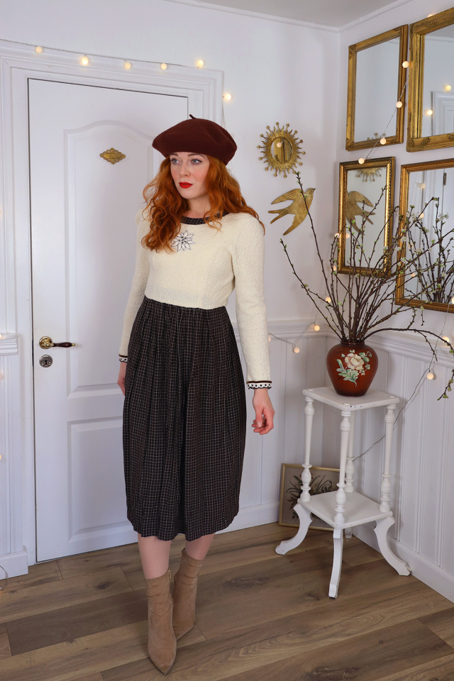 Stunning Brown Plaid Fluffy Vintage Dress | XS