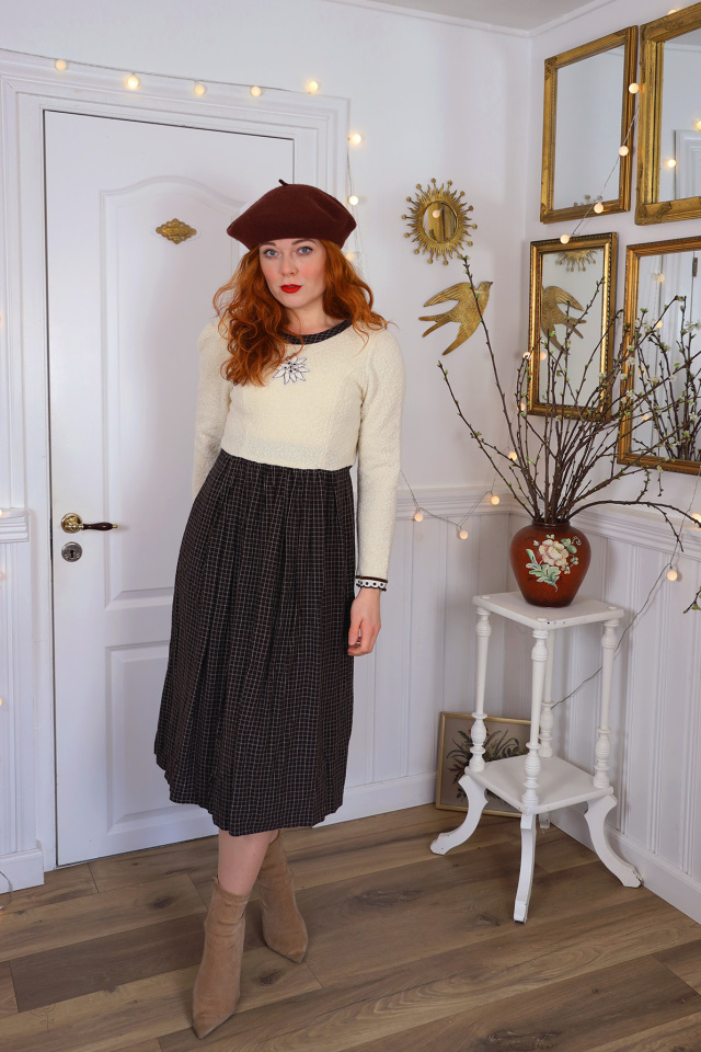 Stunning Brown Plaid Fluffy Vintage Dress | XS