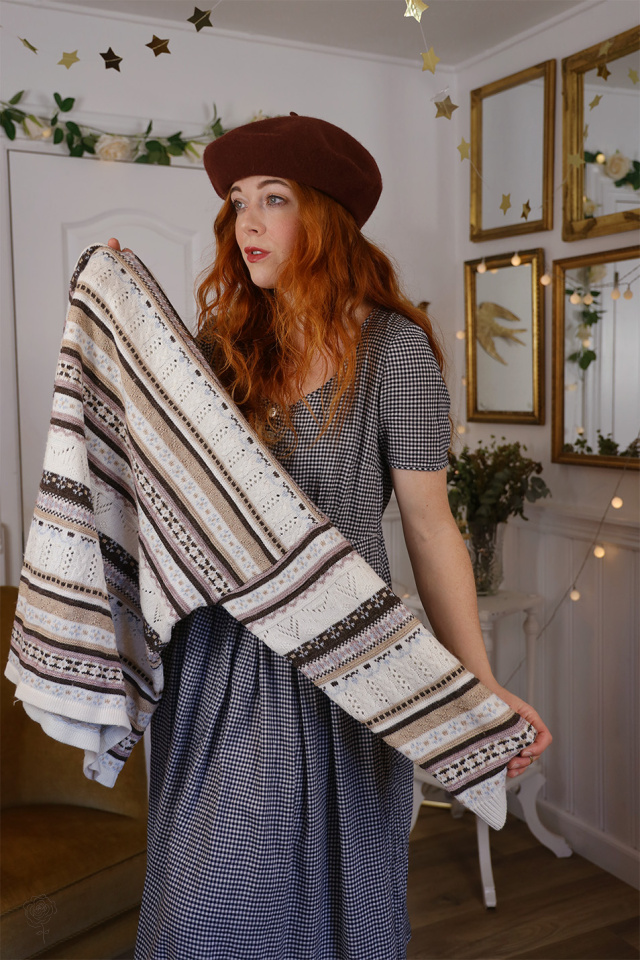 White Brown Striped Vintage Sweater | L