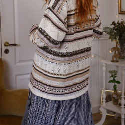 White Brown Striped Vintage Sweater | L