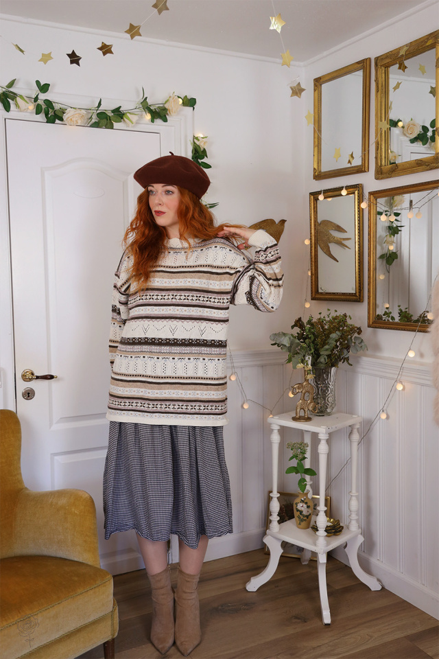 White Brown Striped Vintage Sweater | L