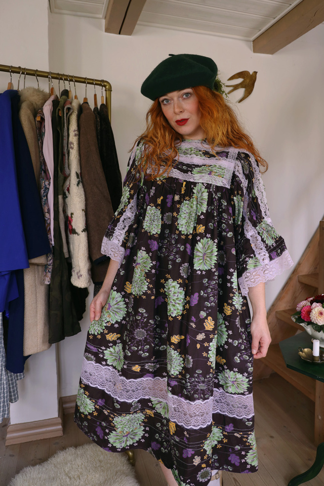 Groovy Lace &amp; Floral Vintage Dress | S