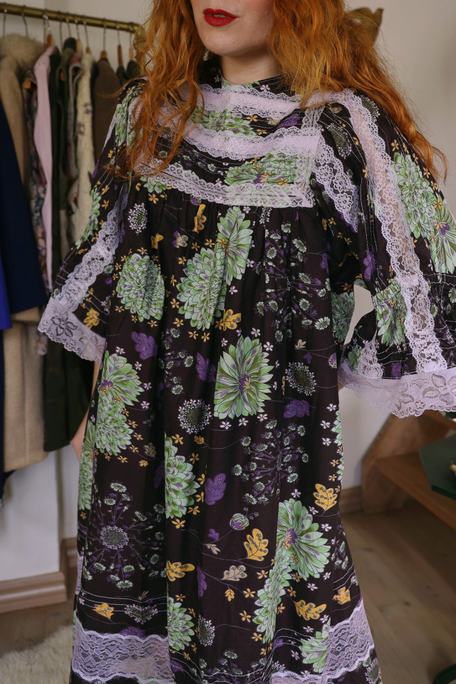 Groovy Lace &amp; Floral Vintage Dress | S