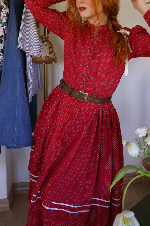 Romantic Burgundy Vintage Midi Dress | S