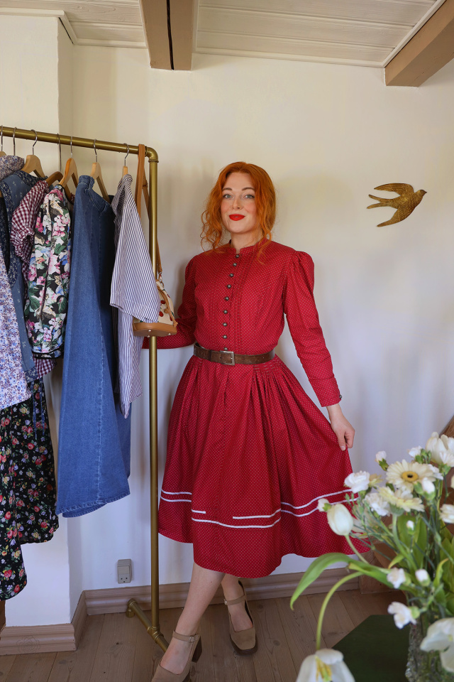 Romantic Burgundy Vintage Midi Dress | S