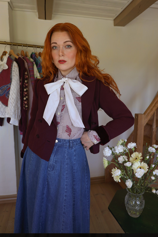 Dark Plum Elegant Short Vintage Jacket | S