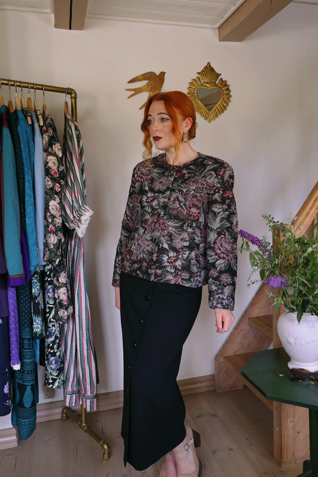 Black Burgundy Floral Vintage Jacket | S
