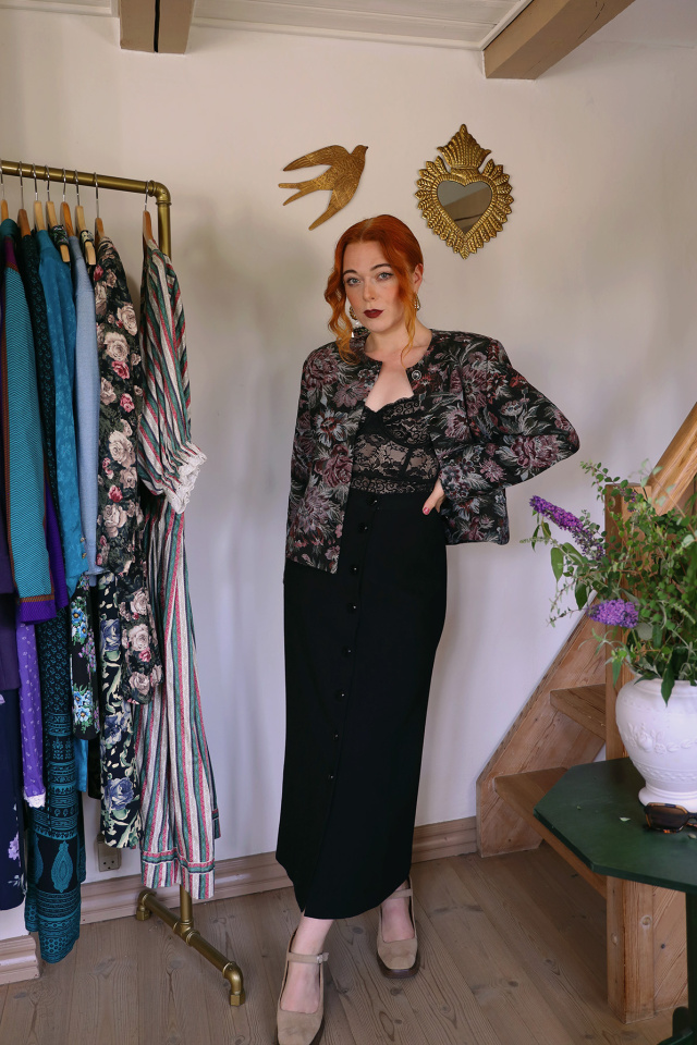 Black Burgundy Floral Vintage Jacket | S