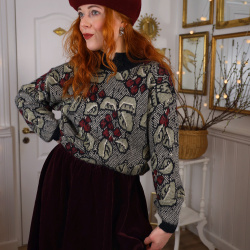 Burgundy Grey Grape Vintage Sweater | M