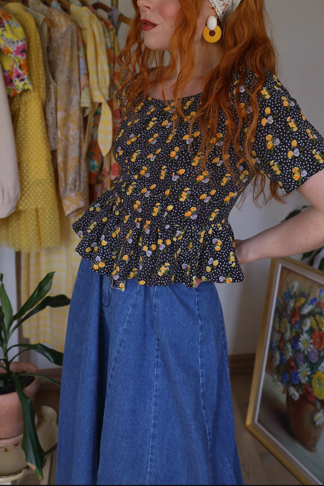 Black Yellow Floral Vintage Top | S
