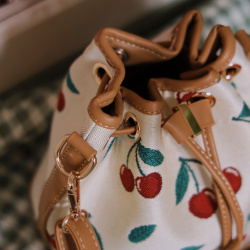 Cheery Bucket Bag 