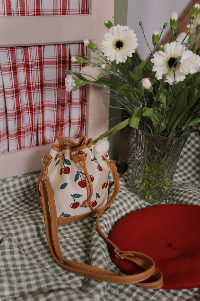 Cheery Bucket Bag 