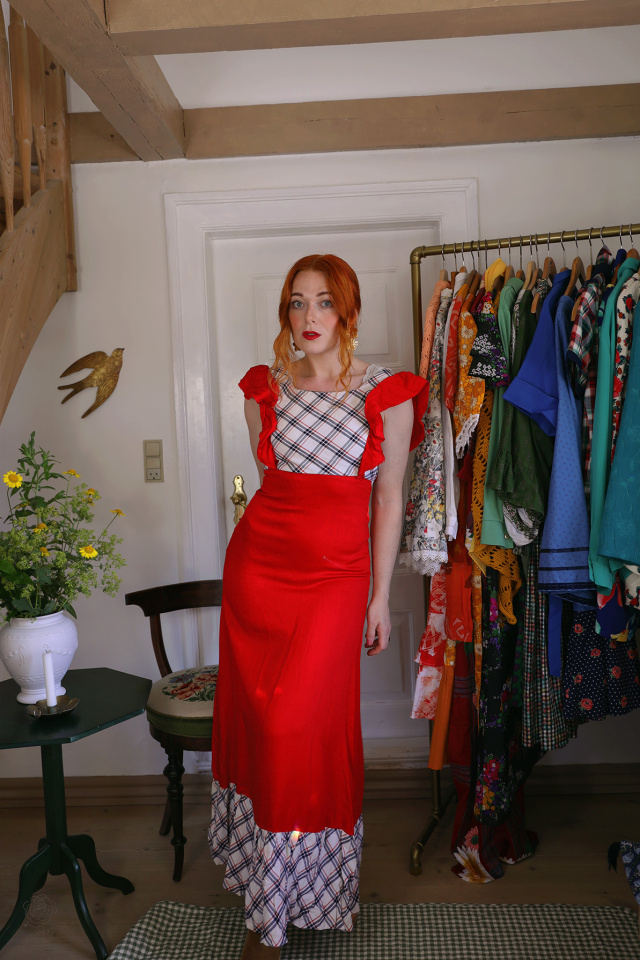 Classic Red 70's Maxi Dress | XS