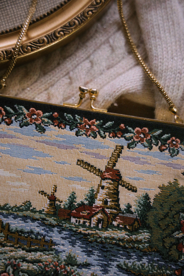 Countryside Mill Tapestry Bag 