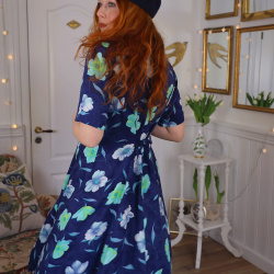 Dark Blue Floral 90's Vintage Dress | M