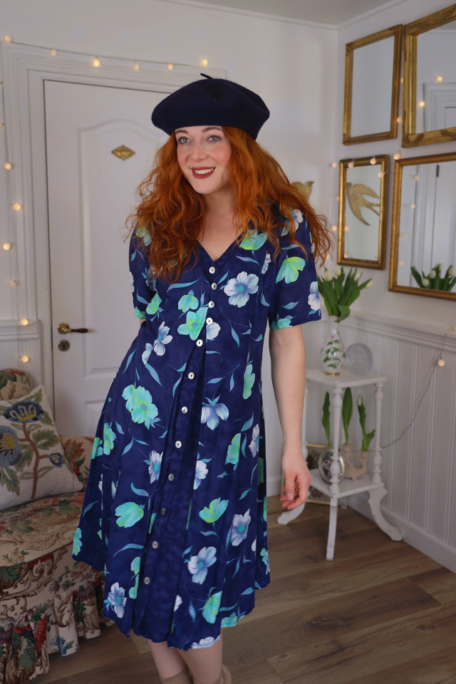Dark Blue Floral 90's Vintage Dress | M