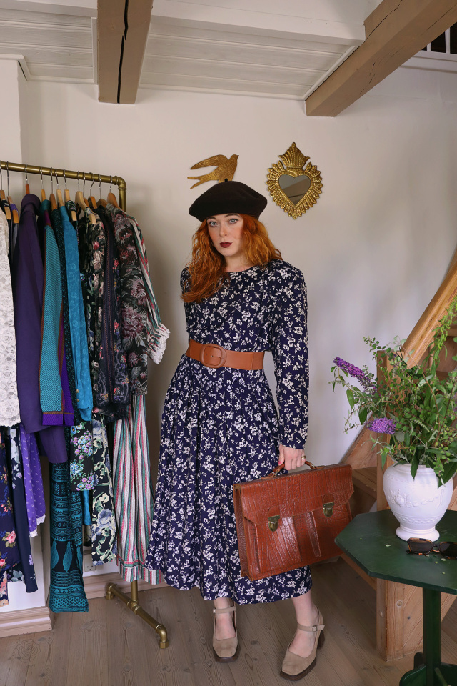 Dark Blue Floral Karin Stevens Vintage Dress | S/M