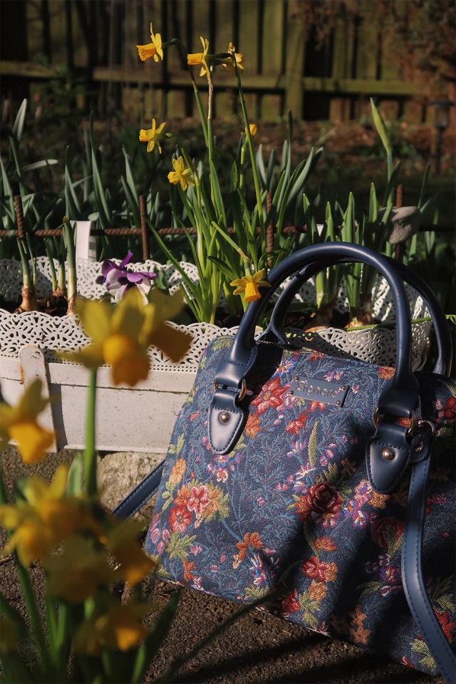 Flower Meadow | Hand &amp; Shoulder Bag 