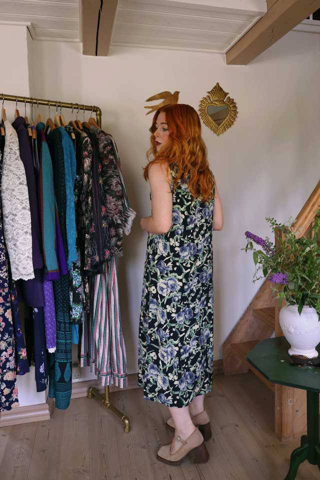 Dark Blue Light Rose Vintage Dress | M