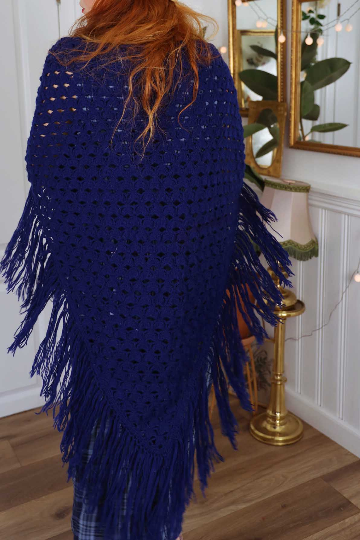 shawl dark blue