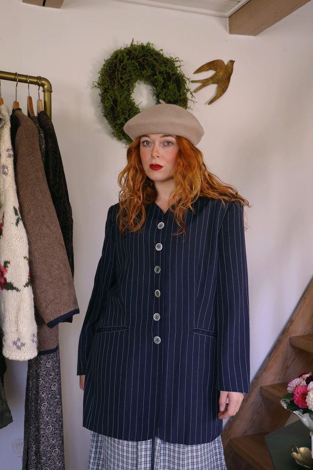 Dark Blue White Striped Vintage Blazer | L