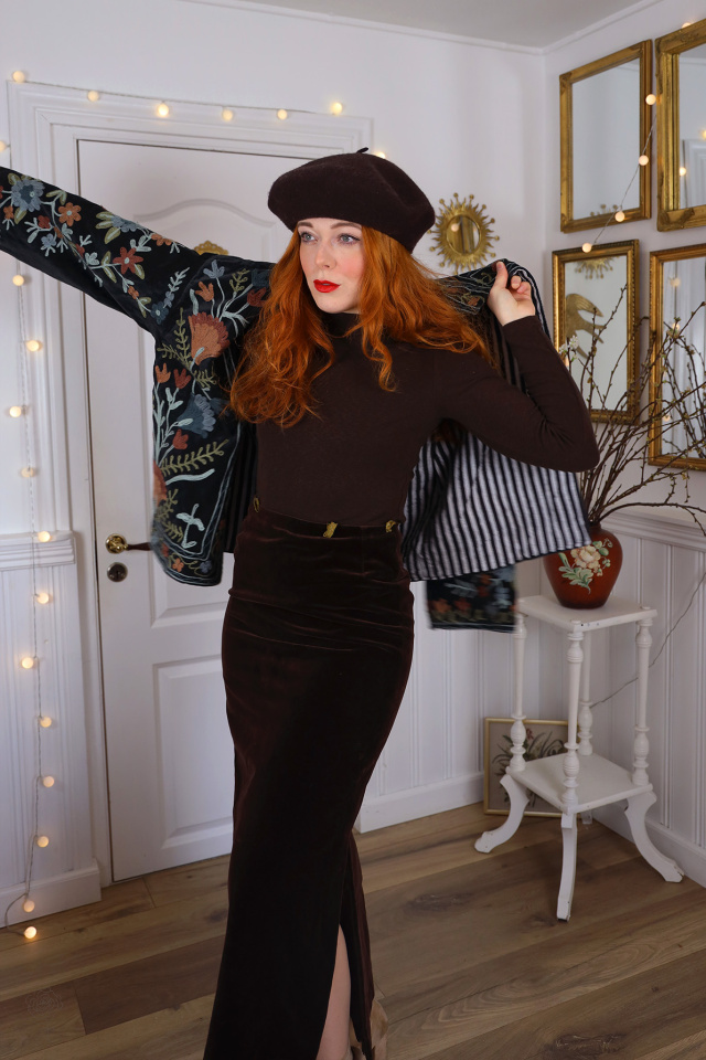 Dark Brown Velvet Vintage Skirt | S
