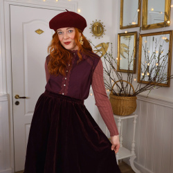 Dark Burgundy Velvet Vintage Skirt | M