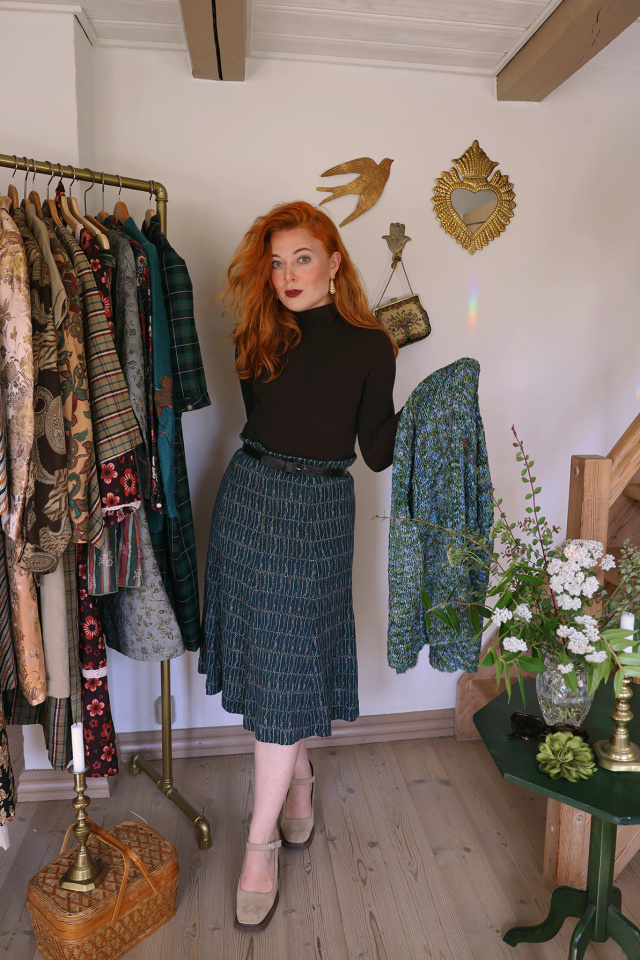 Green Robe Pattern Vintage Skirt | L/XL