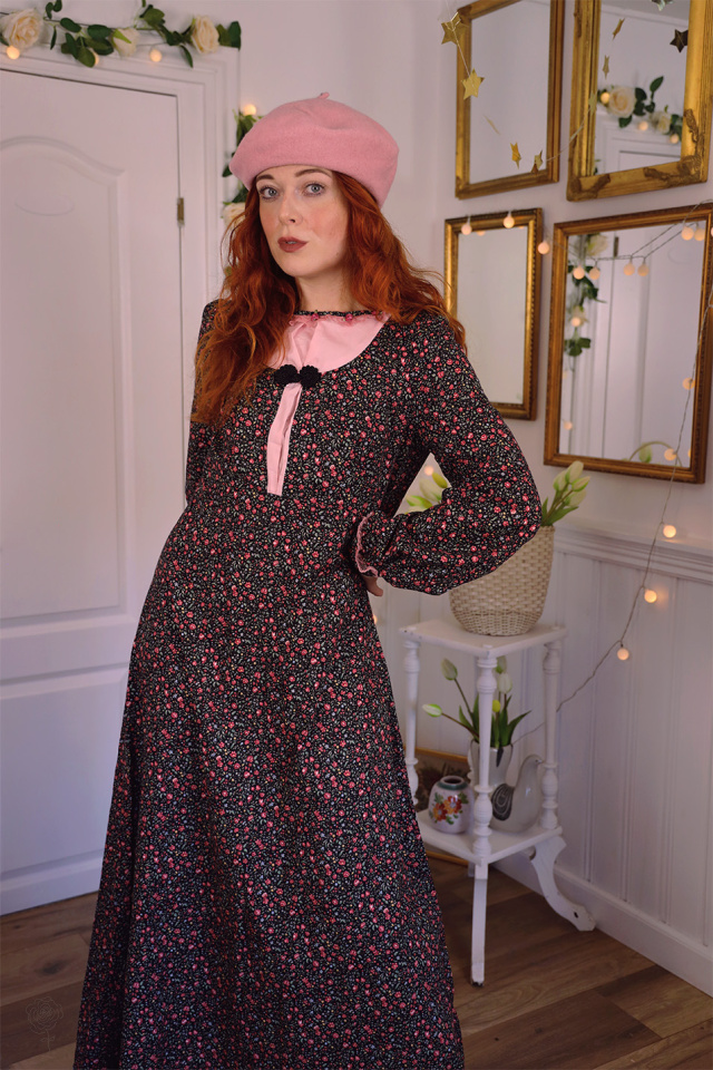 Black Rose 70's Vintage Maxi Dress | M/L
