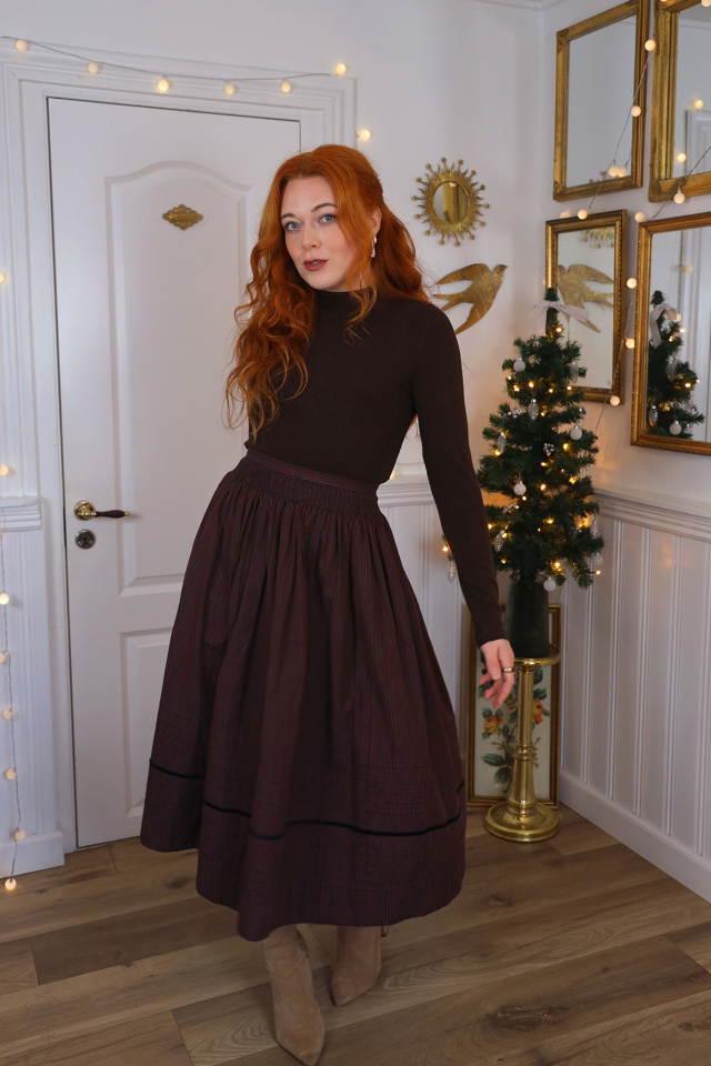 Burgundy Black Striped Vintage Skirt | S