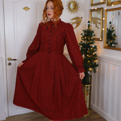 Red Fairytale Christmas Vintage Gown | M