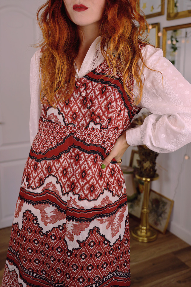 Dark Red Pattern Vintage Maxi | L