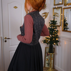 Dramatic Brocade Vintage Gown | L