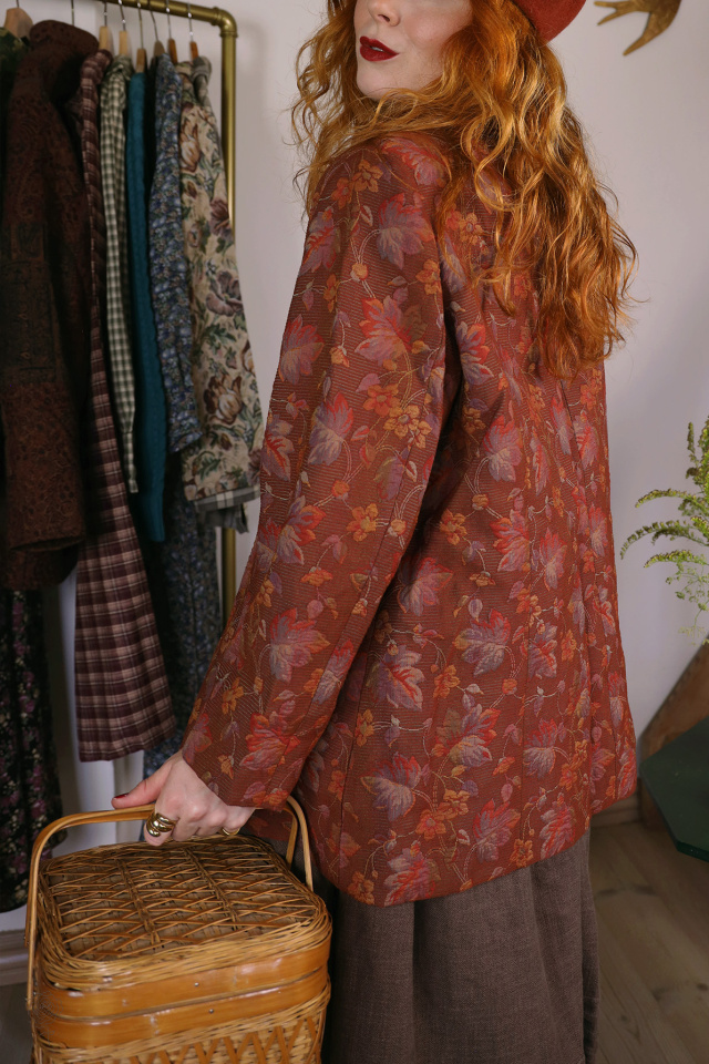 Earthy Red Floral Vintage Jacket | L/XL