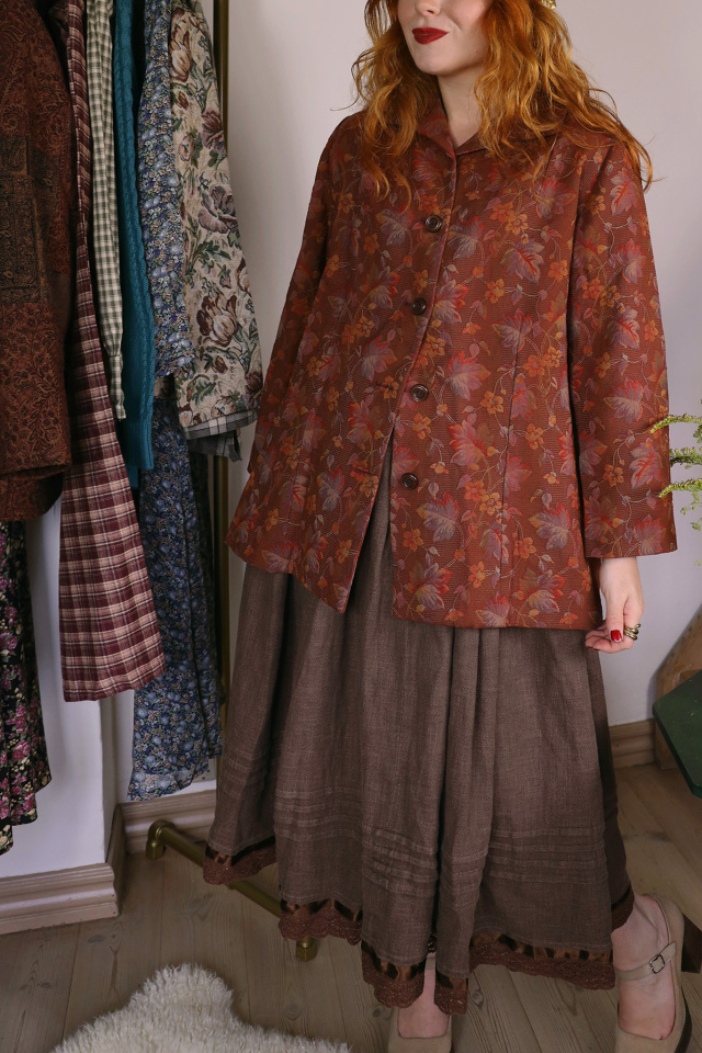 Earthy Red Floral Vintage Jacket | L/XL