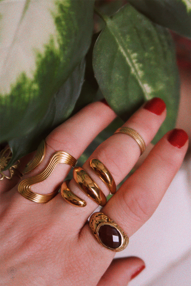 Good Vibe Spirals Ring 