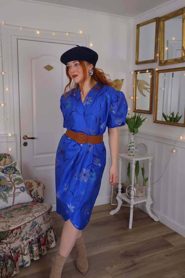 Elegant Blue Floral Silk Vintage Dress | S/M
