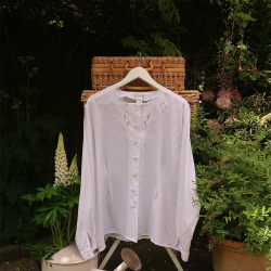 Elegant Embroidered Vintage Blouse | XL/XXL