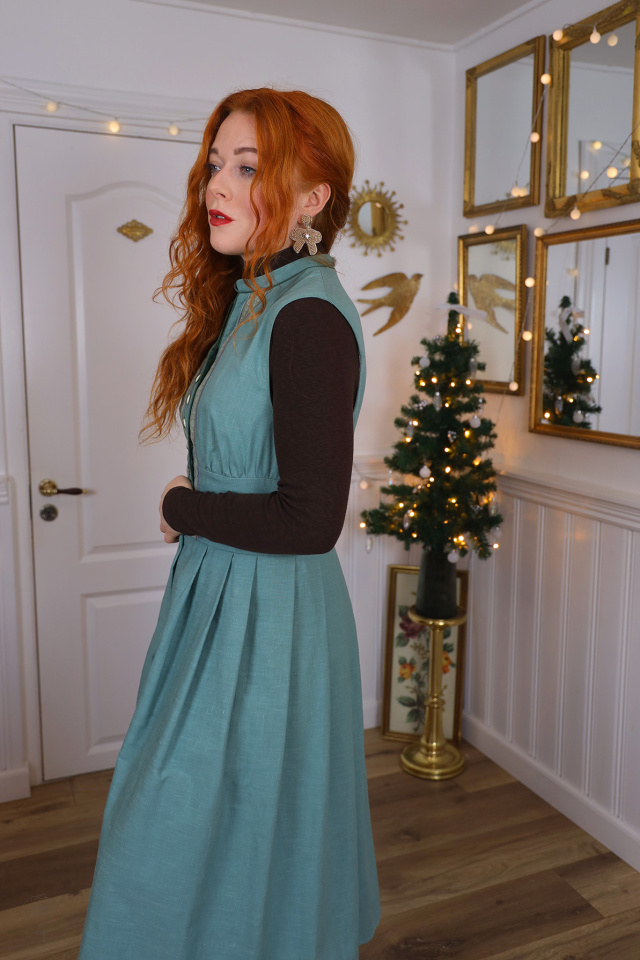 Elegant Jade Green Vintage Dress | M