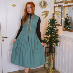 Elegant Jade Green Vintage Dress | M