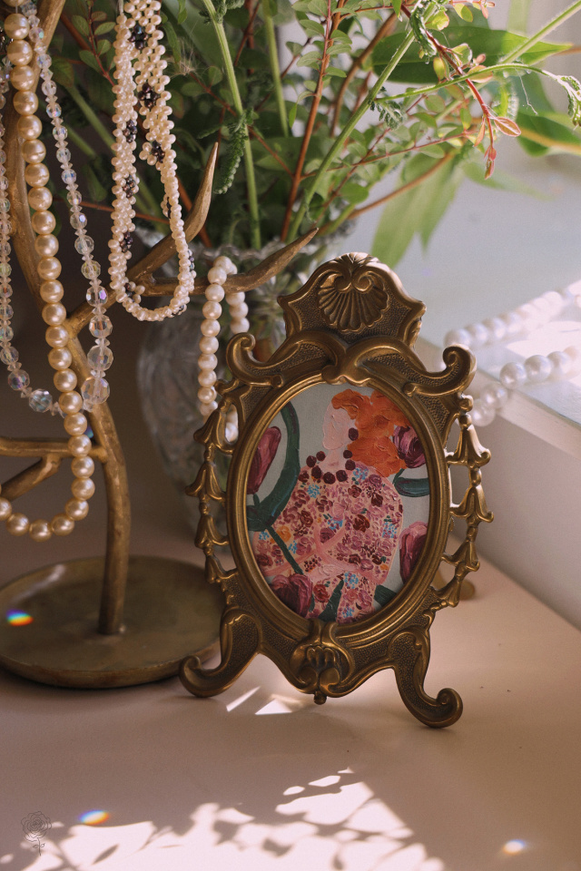 Romantic Brass Vintage Frame 