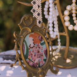 Romantic Brass Vintage Frame 